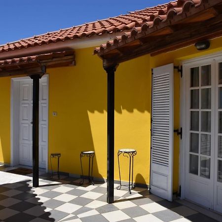 The Yellow Art Home Kalamata Exterior foto