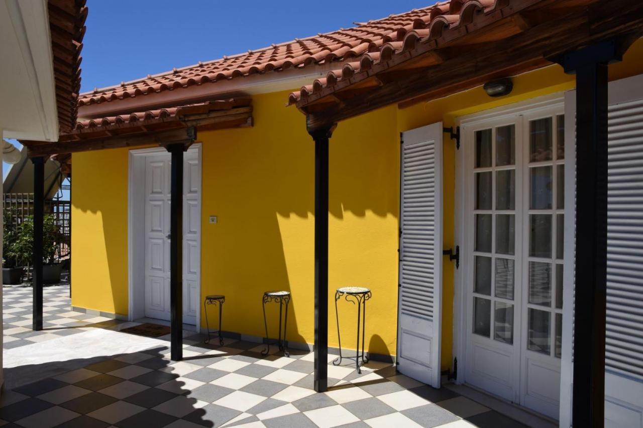 The Yellow Art Home Kalamata Exterior foto